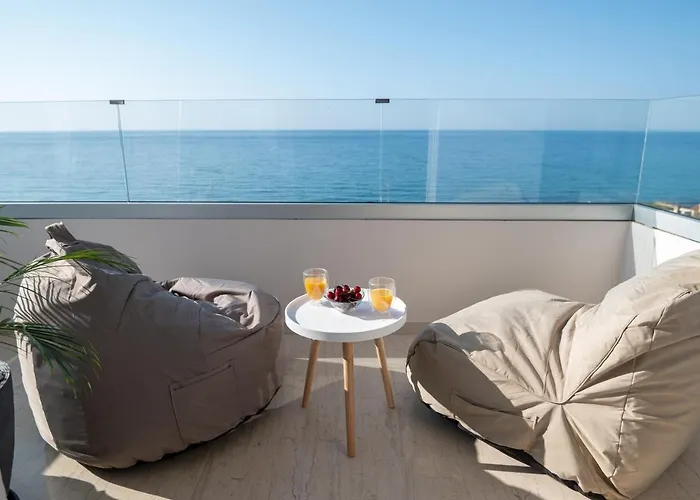 Lost In The View, Luxury With Seaview Apartment Rethymno